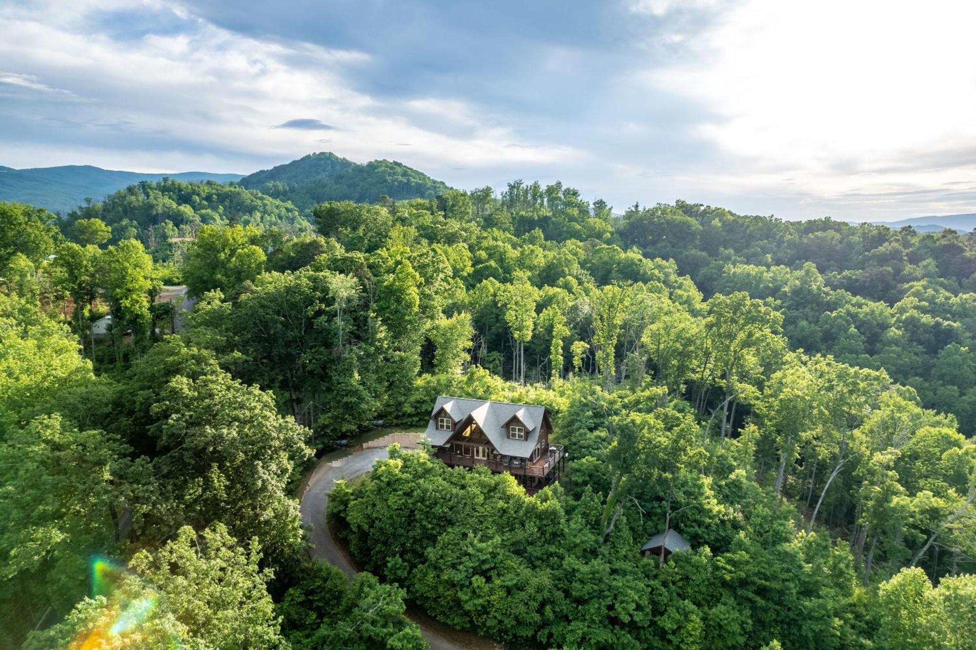 The Solstice - Amenities Galore Mountain Retreat Gatlinburg Esterno foto