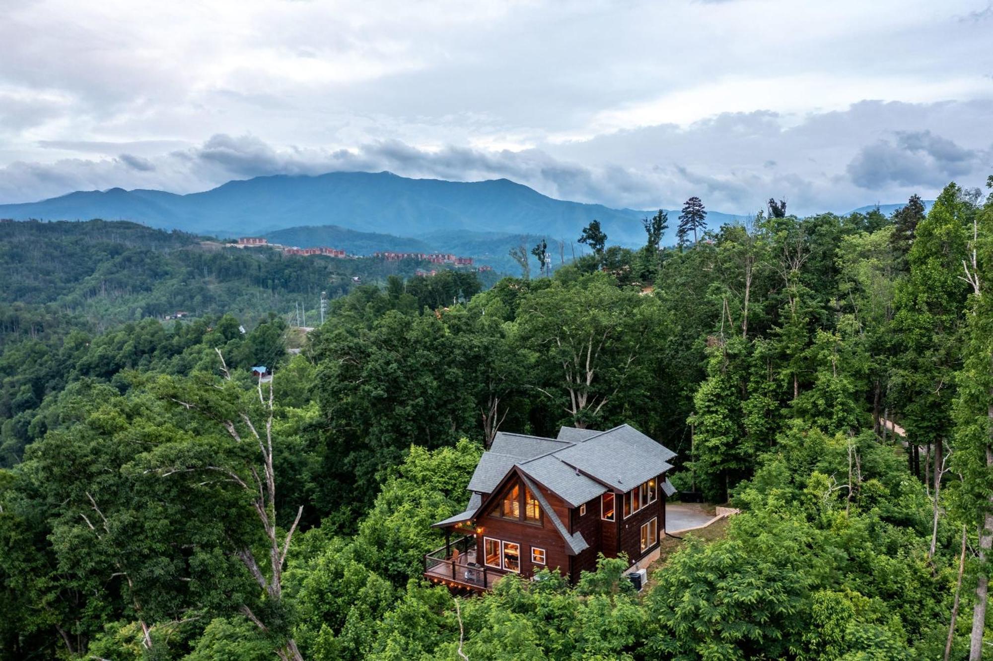 The Solstice - Amenities Galore Mountain Retreat Gatlinburg Esterno foto