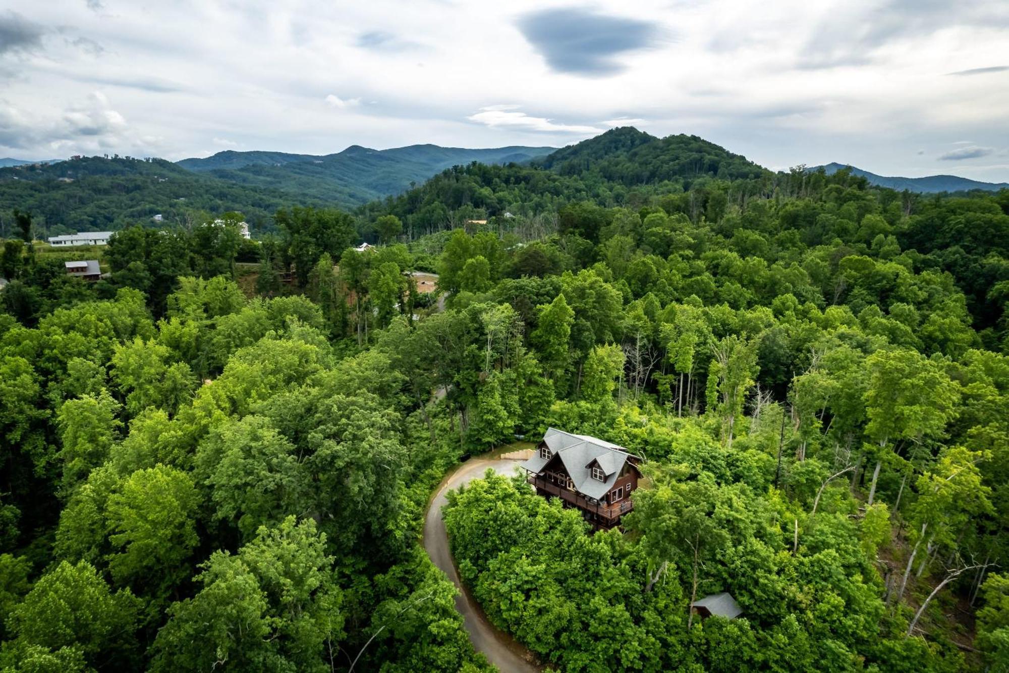The Solstice - Amenities Galore Mountain Retreat Gatlinburg Esterno foto